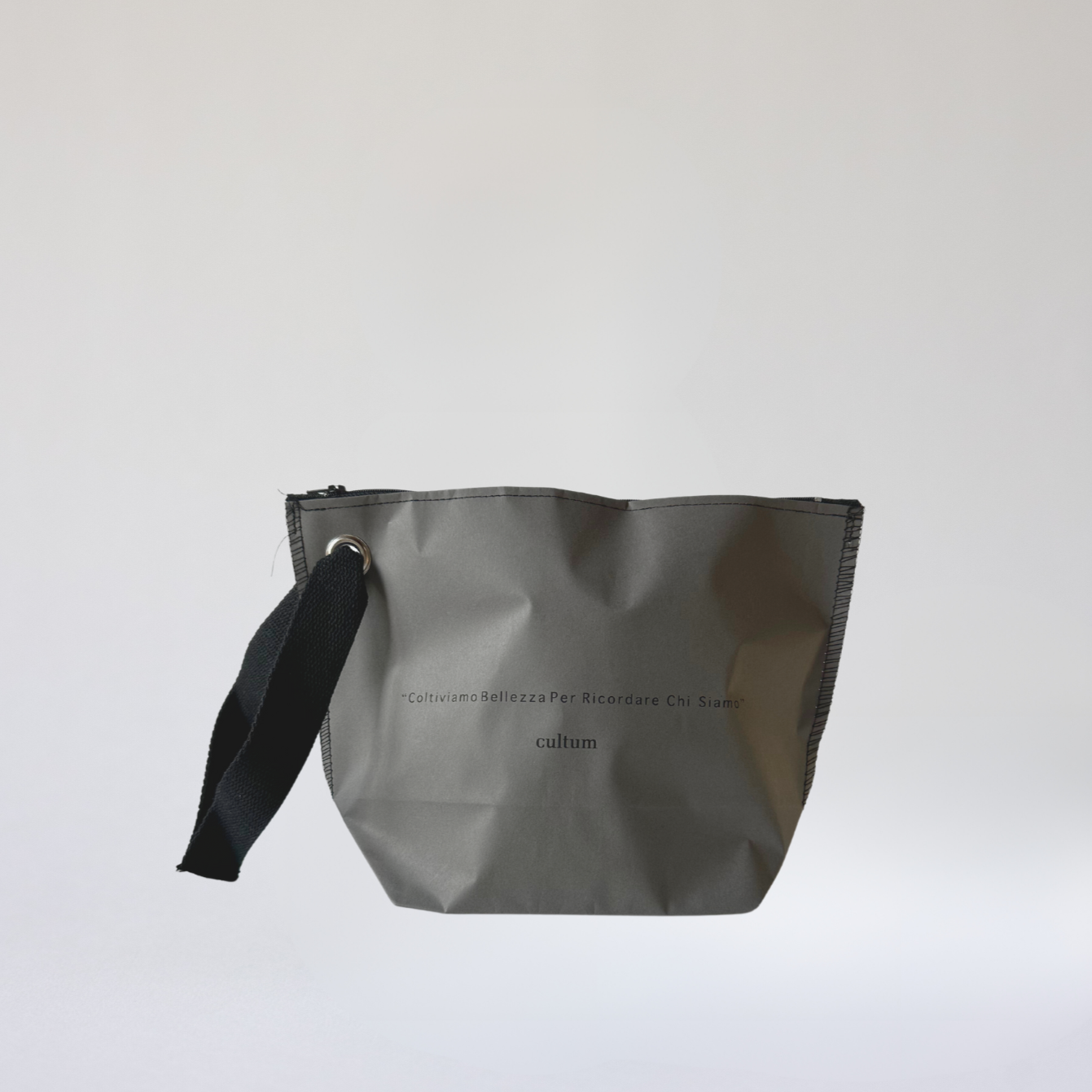 Essential skin and hair kit with pouch